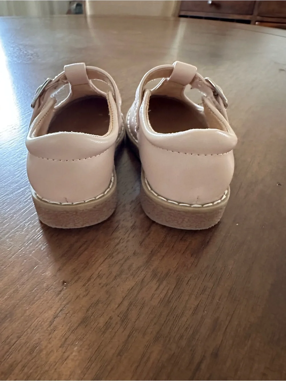 Girls' Pink T-Strap Dress Mary Jane style Shoes - Classic Buckle